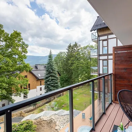 Apart Invest Green Park Resort B14-z dostępem do strefy spa Apartment